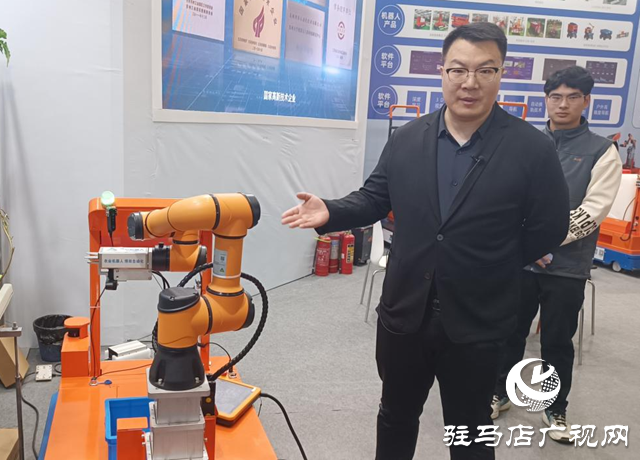 2024全國農(nóng)機(jī)展亮點(diǎn)不斷 農(nóng)業(yè)機(jī)器人大放異彩