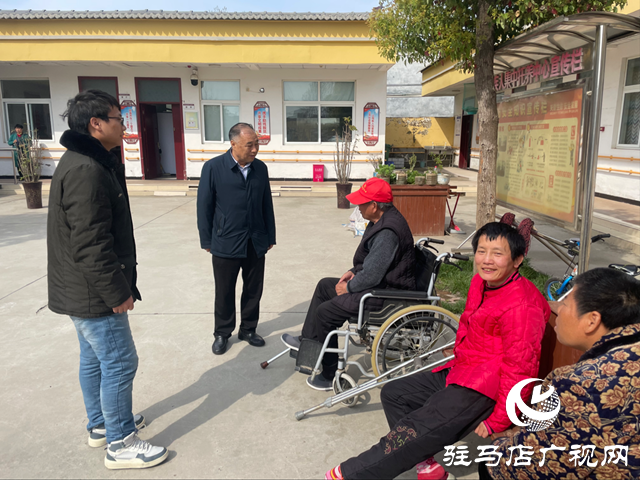 中國殘聯(lián)副主席張銀良深入驛城區(qū)胡廟鄉(xiāng)、蟻蜂鎮(zhèn)重度殘疾人集中托養(yǎng)中心看望殘疾人并檢查指導安全管理工作