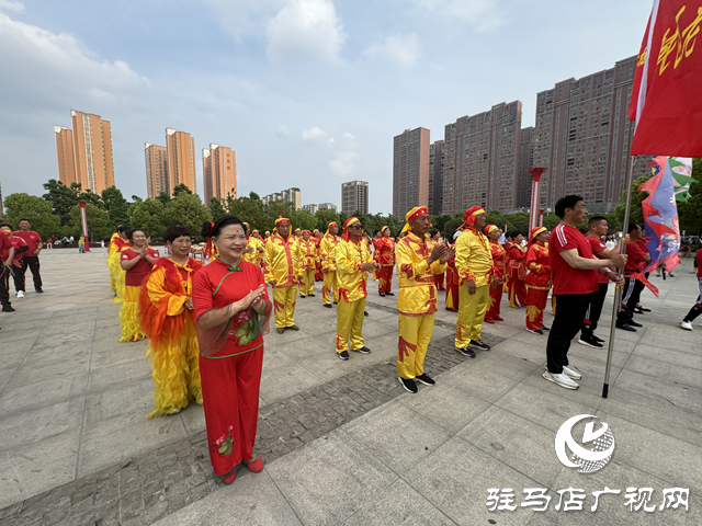 駐馬店驛城區(qū)老體協(xié)等四部門(mén)聯(lián)合慶&ldquo;五一&rdquo;演繹別樣精彩
