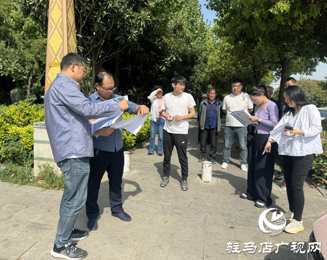 駐馬店：修剪茂盛樹(shù)木 消除視線盲區(qū)
