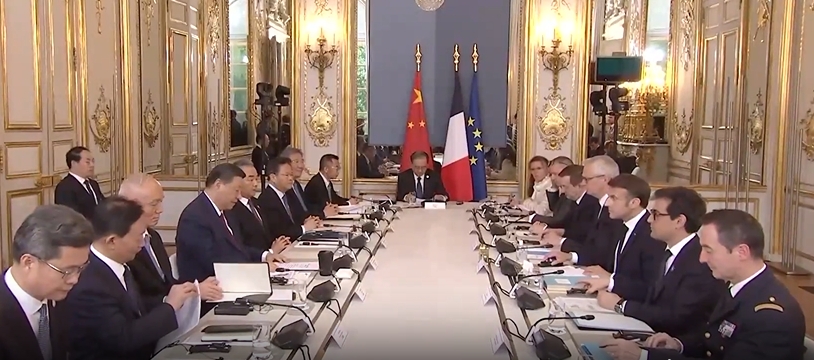 習(xí)近平同法國(guó)總統(tǒng)馬克龍舉行會(huì)談