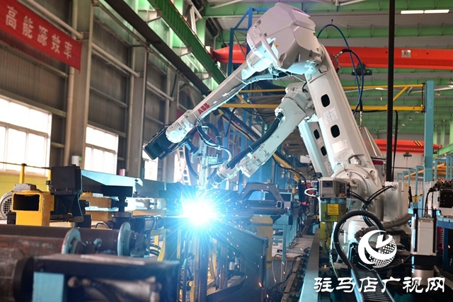 河南亞特汽車：最快25分鐘下線一輛車 如何做到的？