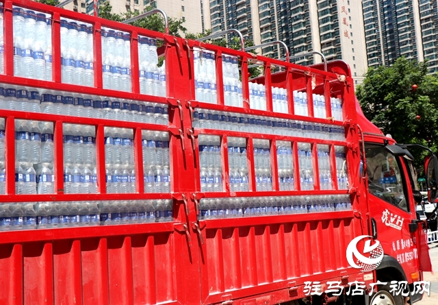 馳援新鄉(xiāng)！駐馬店廣播電視臺(tái)募集救災(zāi)物資再出發(fā)！
