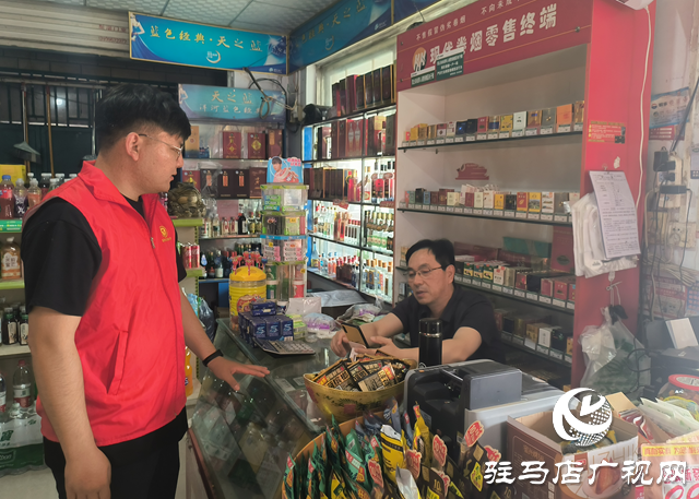 駐馬店經(jīng)濟(jì)開(kāi)發(fā)區(qū)關(guān)王廟鄉(xiāng)積極開(kāi)展世界無(wú)煙日宣傳活動(dòng)