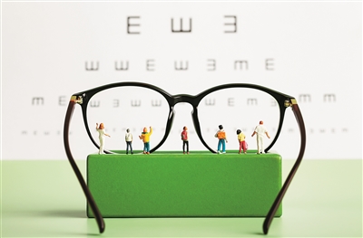 拿什么來“拯救”視力? 戶外運(yùn)動(dòng)、光療等干預(yù)措施或是扭轉(zhuǎn)近視之道