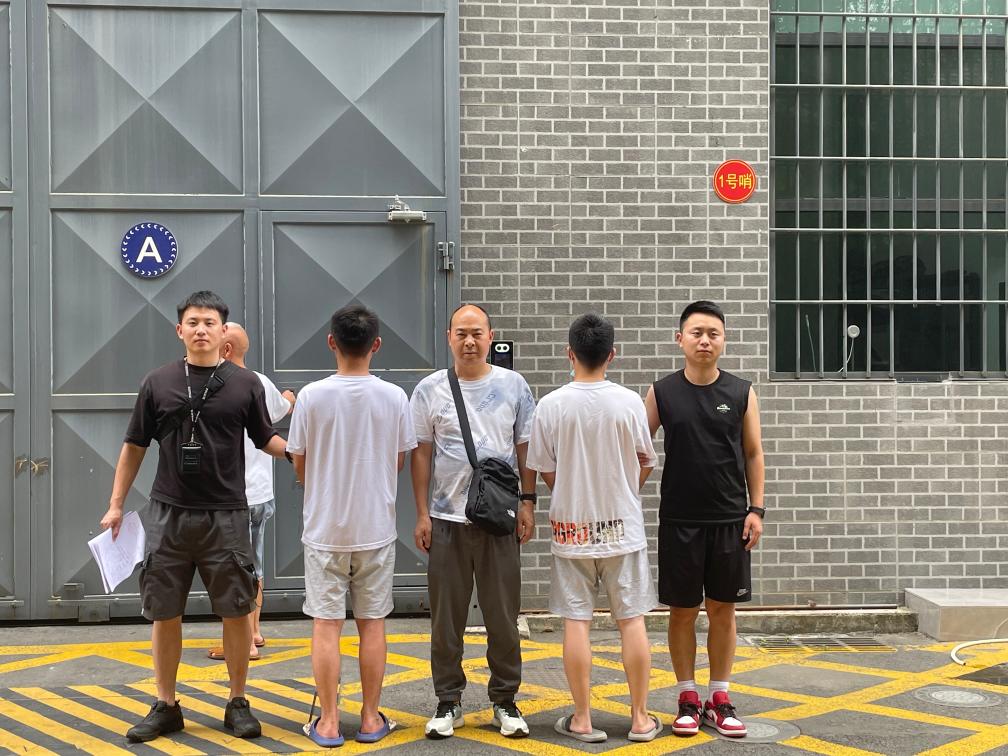 新華調(diào)查丨“認(rèn)養(yǎng)黑豬”就“返利”？ 警惕新型網(wǎng)絡(luò)傳銷！