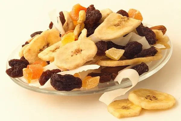 吃這樣的水果，阿爾茨海默病風(fēng)險(xiǎn)或高4倍？這樣吃水果的人，可能越吃越傷身！