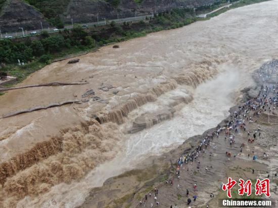 山西壺口瀑布&ldquo;金瀑飛流&rdquo;迎來最佳觀賞期