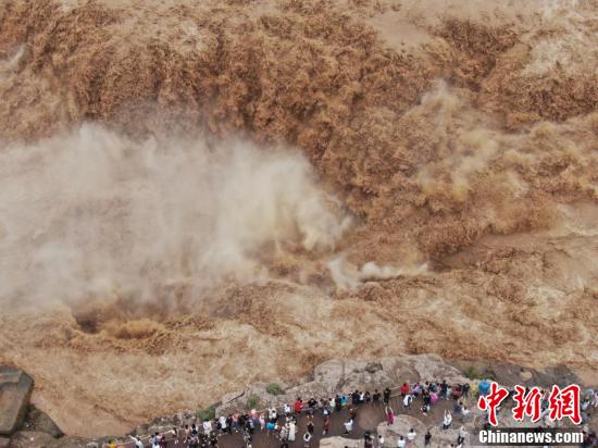 山西壺口瀑布&ldquo;金瀑飛流&rdquo;迎來最佳觀賞期