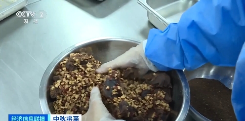 造型、包裝皆上新，月餅玩出“國潮范”！還有“藥膳”口味