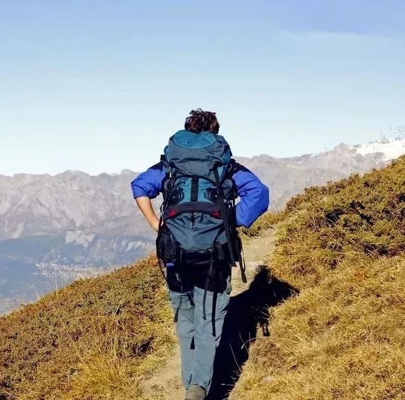 戶外運(yùn)動(dòng)事故頻發(fā)，責(zé)任誰(shuí)來(lái)?yè)?dān)