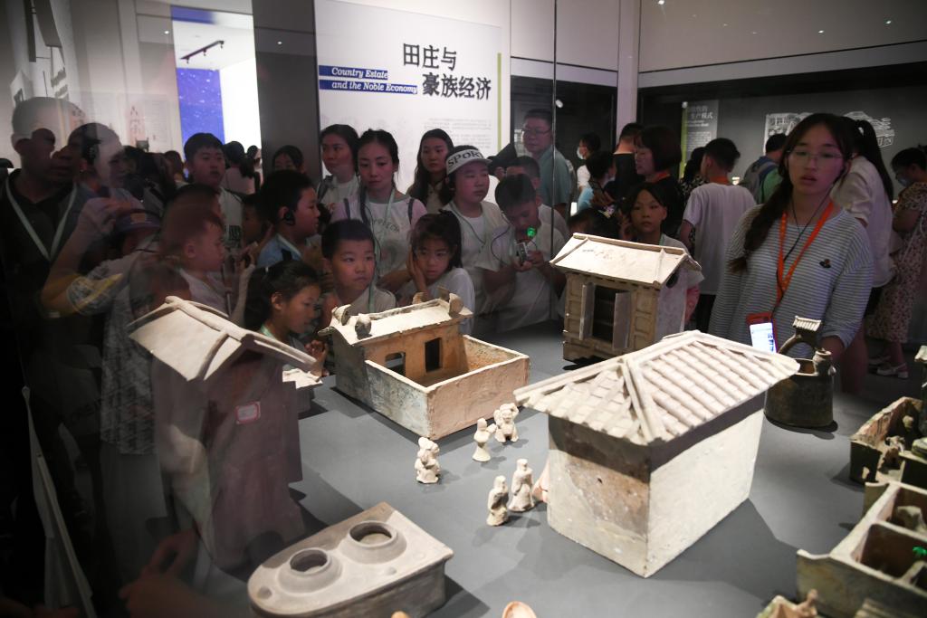新場景、新玩法釋放暑期消費(fèi)市場新活力