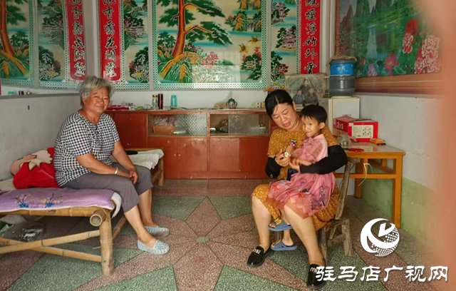 確山縣竹溝鎮(zhèn)：“愛(ài)心媽媽”結(jié)對(duì)幫扶 溫暖孩子成長(zhǎng)路