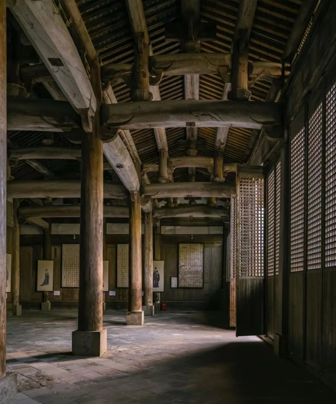 老祖宗懂技術(shù)又懂審美，木構(gòu)古建上的一輪“新月”