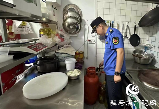 駐馬店經(jīng)濟開發(fā)區(qū)城市管理局：國慶假期“不打烊”服務(wù)市民“在路上”