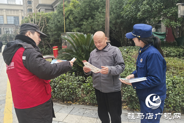 駐馬店市城鄉(xiāng)一體化示范區(qū)消防救援大隊(duì)開展住宅小區(qū)消防安全宣傳活動