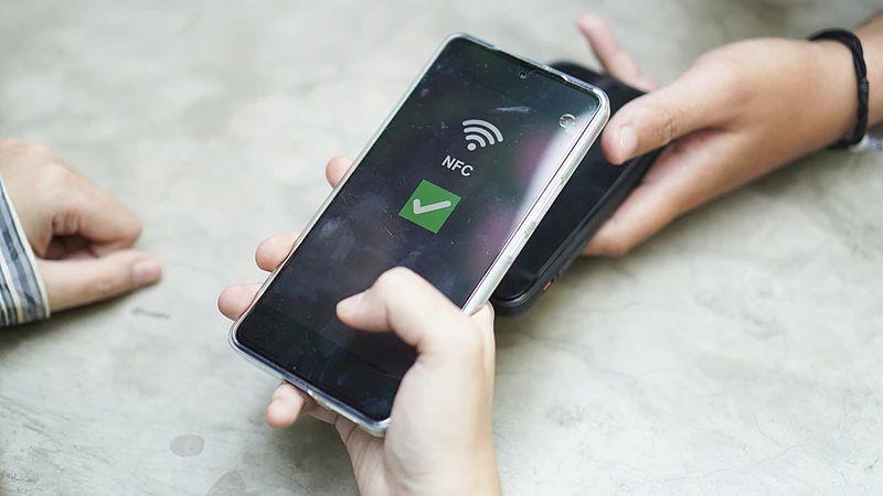 “碰”一下錢就沒了？手機這個功能要慎用