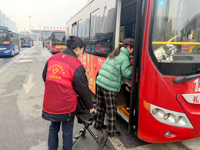 服務(wù)乘客約655.8萬人次！駐馬店市公交公司春運工作收官