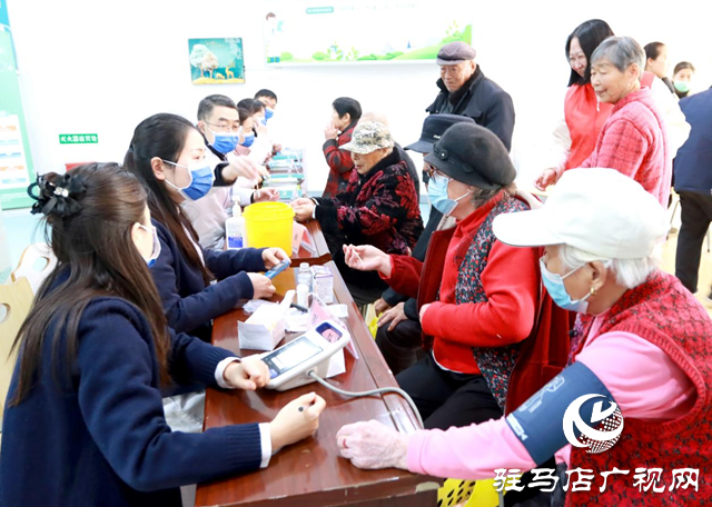 驛城區(qū)文明實踐活動走進頤康陽光養(yǎng)老服務中心