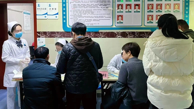 送醫(yī)送暖，共筑肝膽健康防線——駐馬店市中醫(yī)院開展愛肝日義診活動(dòng)