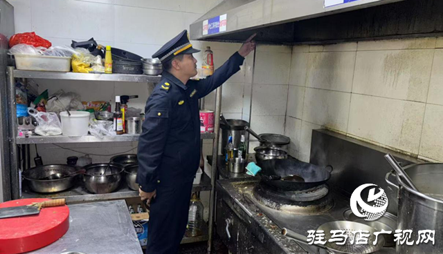 示范區(qū)城管局開展春季市容環(huán)境整治行動(dòng)