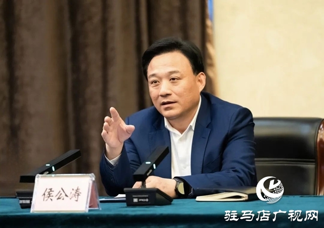 西平縣召開民營(yíng)企業(yè)家座談會(huì)