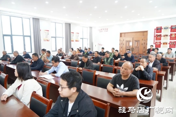 平輿縣總工會開展2025年“文明實(shí)踐鄉(xiāng)村行”暨勞模宣講活動