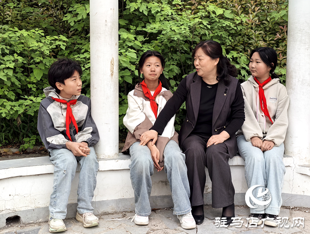 “育”見未來·名師風(fēng)采丨李春美：扎根鄉(xiāng)村育桃李 傾情奉獻守初心