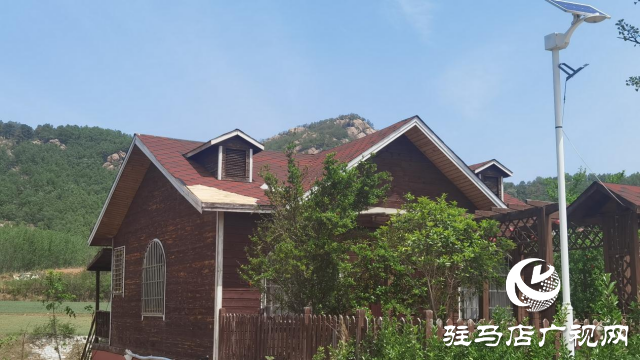 “五一”假期呼朋喚友  游山玩水騎馬露營(yíng) ——泌陽(yáng)縣下碑寺鄉(xiāng)角子山馬術(shù)文化藝術(shù)節(jié)開(kāi)幕