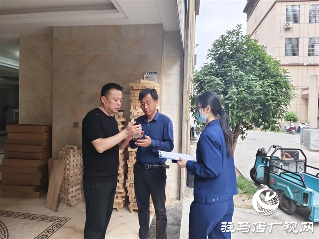 開(kāi)展消防安全檢查 擰緊節(jié)日“安全閥”