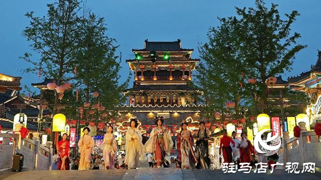 河南省少兒國(guó)風(fēng)主題秀在皇家驛站啟幕