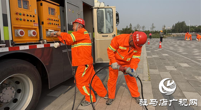  示范區(qū)城管局開展“排水除澇”應(yīng)急演練