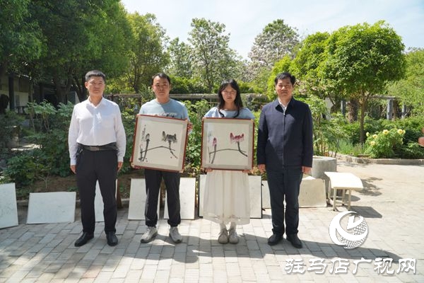 駐馬店職業(yè)技術(shù)學院書畫藝術(shù)專業(yè)學生開展實踐教學