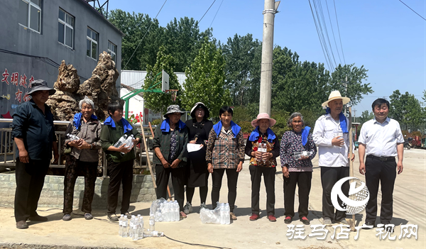 平輿縣萬金店鄉(xiāng)土店村舉辦首屆孝善文化農民運動會共慶五一