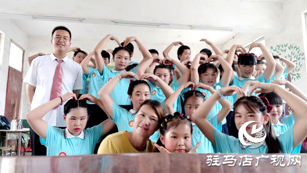 平輿縣萬(wàn)冢鎮(zhèn)湯嶺小學(xué)教師王笑寒：鄉(xiāng)村教育的初心與遠(yuǎn)方 