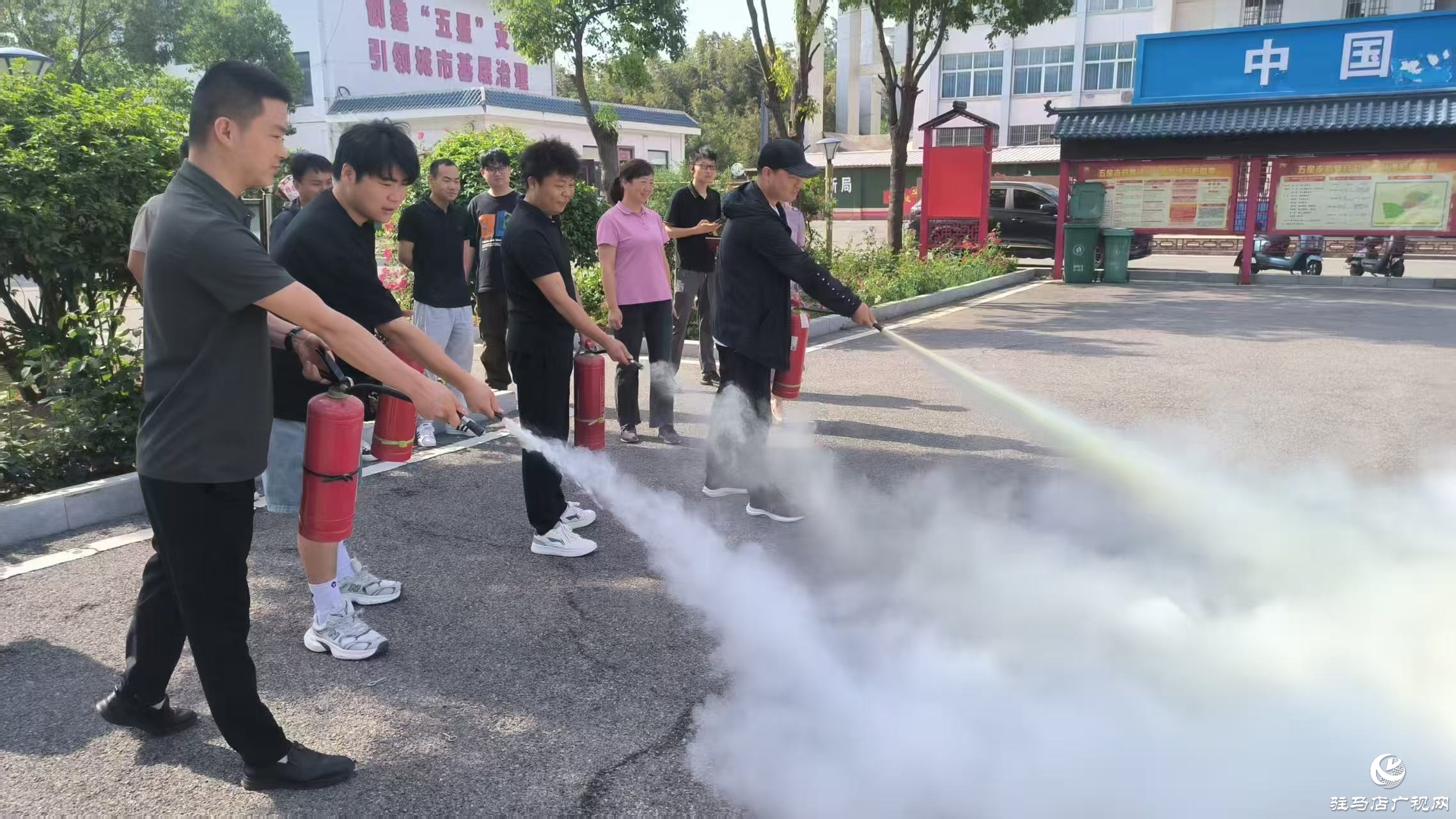 正陽縣真陽街道開展消防安全知識進(jìn)機關(guān)活動