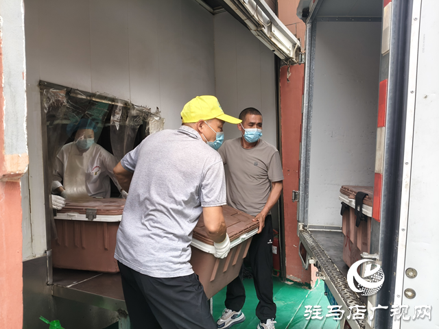  家長化身學(xué)校供餐公司職員 守護(hù)學(xué)生舌尖安全