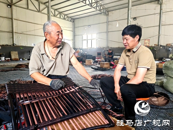 文明鄉(xiāng)風(fēng)潤(rùn)沃土——平輿縣辛店鄉(xiāng)韓坡村獲評(píng)第七屆全國(guó)文明村鎮(zhèn)紀(jì)實(shí)
