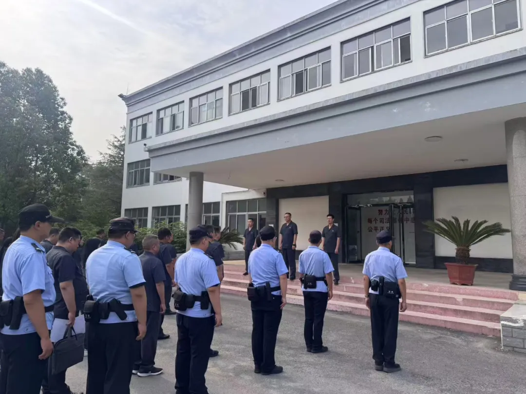麥收時節(jié)抓執(zhí)行 民生權(quán)益不耽擱——驛城法院執(zhí)行局2025年第47次集中執(zhí)行行動紀實