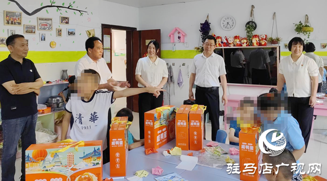 樂(lè)山電纜好人團(tuán)隊(duì)：捐贈(zèng)愛(ài)心物資 關(guān)愛(ài)特殊兒童