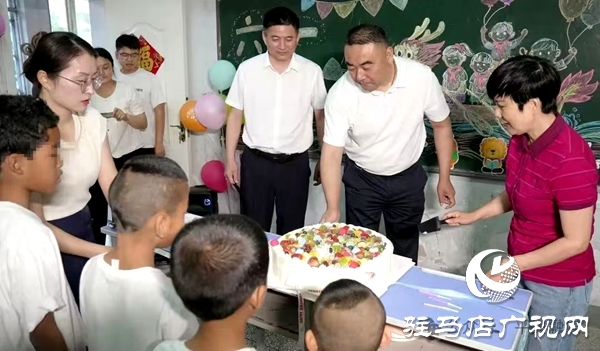 平輿縣婦聯、縣民政局共同舉辦“巾幗同心護未來 童心筑夢慶雙節(jié)”活動