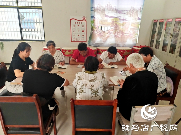 平輿縣萬金店鎮(zhèn)：農家書屋點亮文明新風