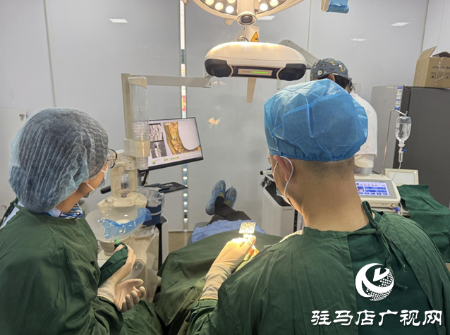  駐馬店開啟口腔種植“機器人時代” 首臺5G動態(tài)種植導(dǎo)航機器人落戶驛城區(qū)
