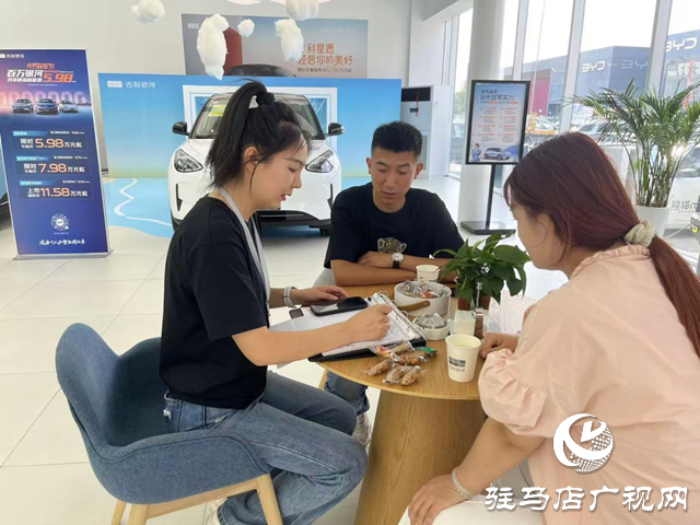 新能源汽車銷量持續(xù)攀升 引領出行新潮流