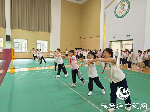“揮汗展英姿 考核促成長”駐馬店市第三十三小學(xué)開展體育課驗收活動 ???????