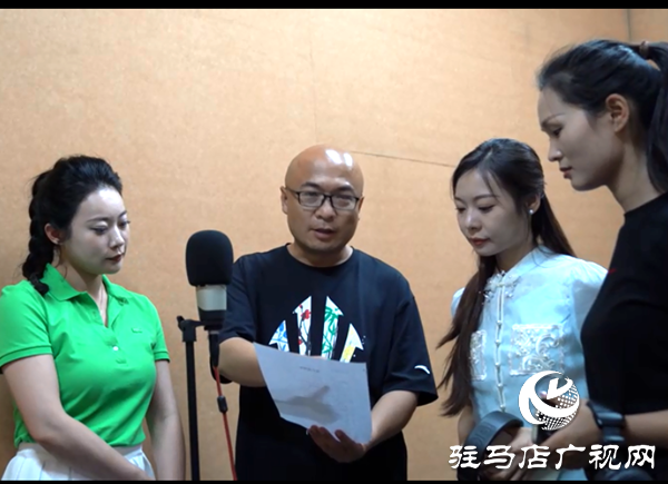 平輿原創(chuàng)歌曲《畢業(yè)季》2025高考首日經(jīng)《駐馬店廣視網(wǎng)》火遍網(wǎng)絡(luò)