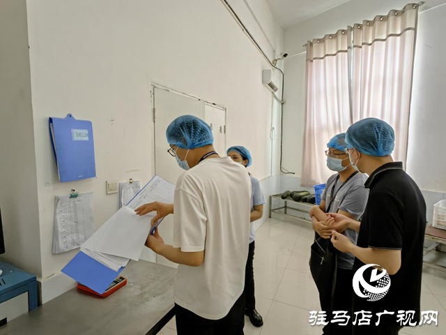 駐馬店市城鄉(xiāng)一體化示范區(qū)市場監(jiān)管分局開展學(xué)校食堂食品安全專項(xiàng)檢查