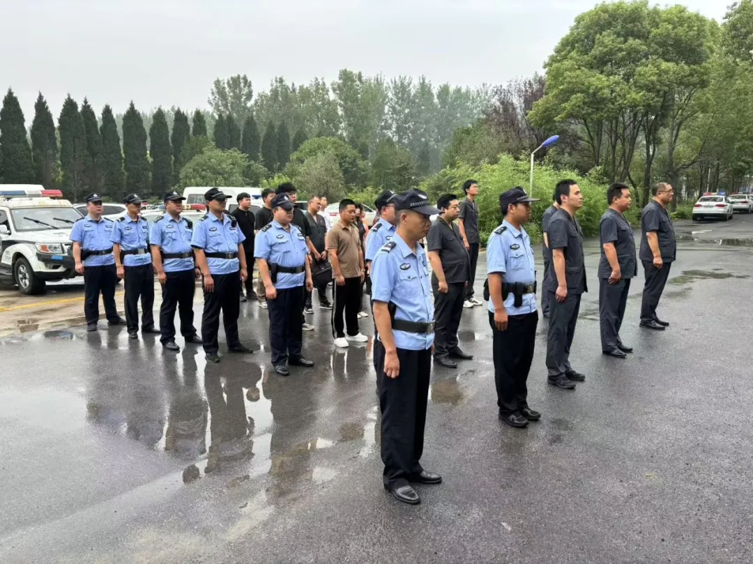 破執(zhí)行堅冰者 必懷熾熱初心——驛城區(qū)法院執(zhí)行局2025年第57次集中執(zhí)行活動紀(jì)實