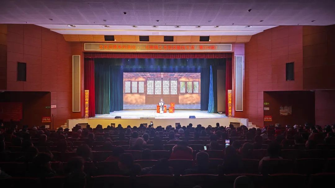 　　一元?jiǎng)?chǎng)，點(diǎn)燃大眾看戲熱情