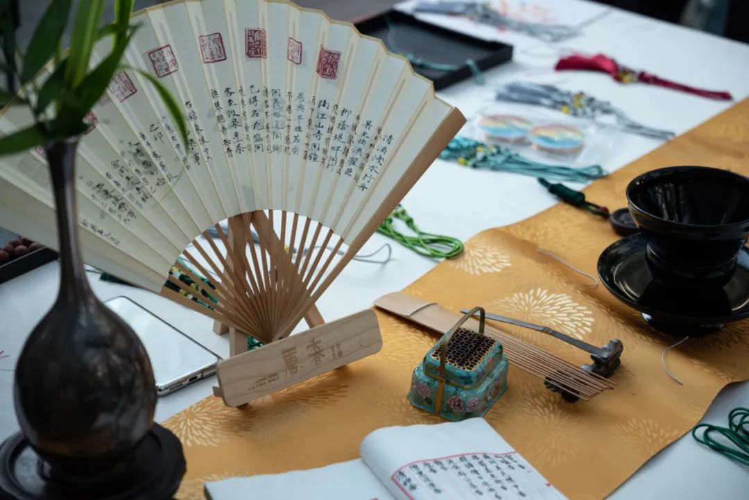 “茶和天下·雅集”暨第30屆上海國(guó)際茶文化旅游節(jié)歐洲推廣活動(dòng)在布魯塞爾中國(guó)文化中心舉行